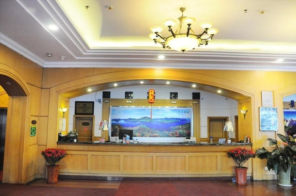 Lin Yuan Hotel Harbin Exterior foto