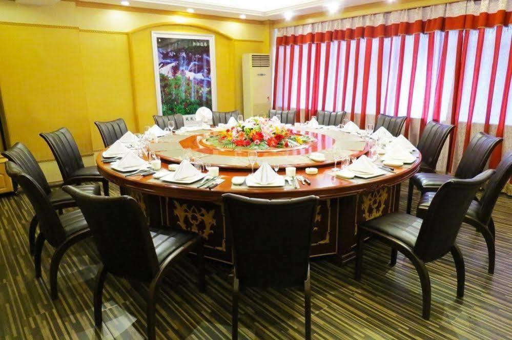 Lin Yuan Hotel Harbin Exterior foto